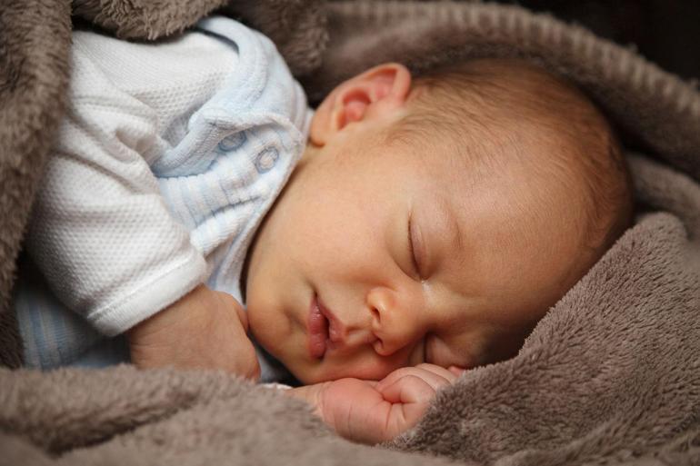 Bebek İsimleri 2025: Farklı, Değişik, Yeni ve Anlamı Güzel Kız ve Erkek Unisex Bebek İsim Önerileri
