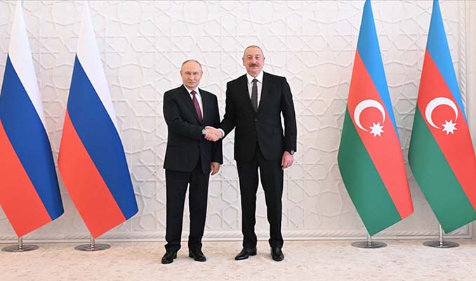 Putin'den Aliyev'e telefonda özür