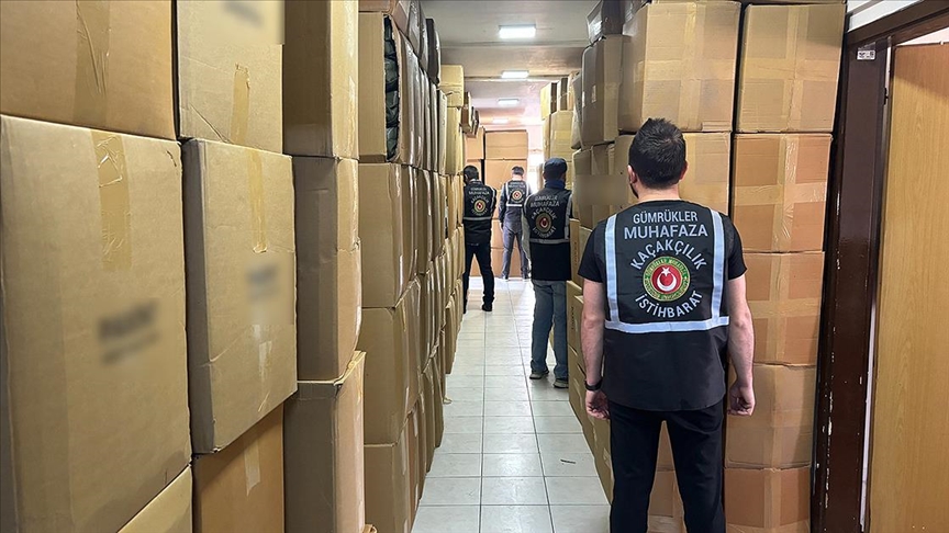 Gümrük muhafaza ekipleri kaçakçılara geçit vermiyor