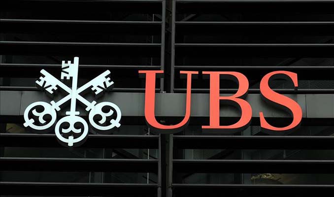 UBS kârda frene bastı ancak beklentileri solladı