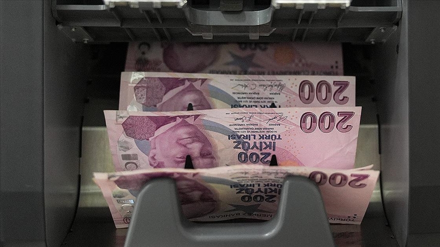 Takipteki ticari krediler bireyseli solladı