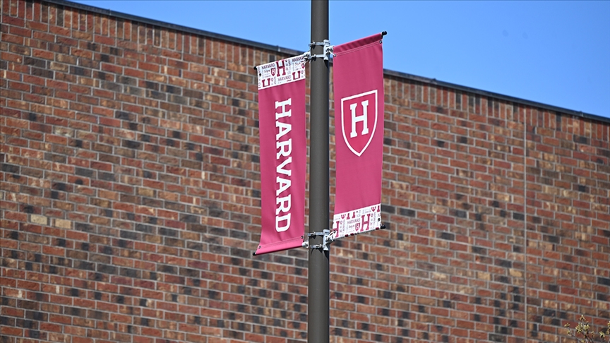 Harvard Üniversitesi'ne uygulanan yabancı öğrenci yasağına yargı engeli