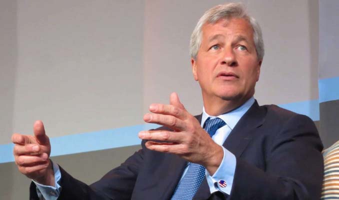 JPMorgan CEO’su Dimon görevi bırakmayı düşünmüyor