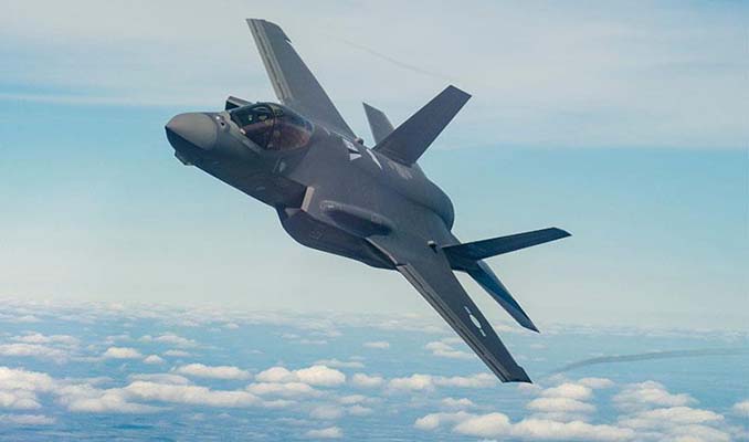 İran, İsrail'e ait F-35'i düşürdü