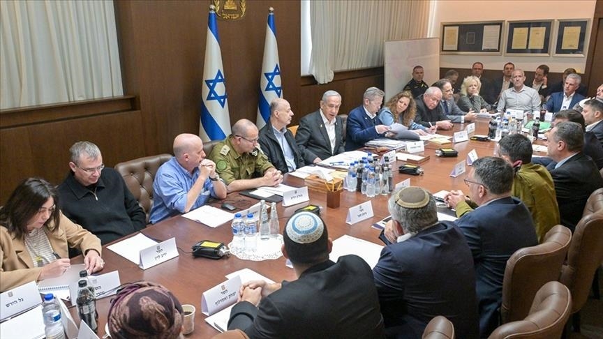 Netanyahu Doha'ya heyet gönderiyor:  Ateşkes umudu artıyor