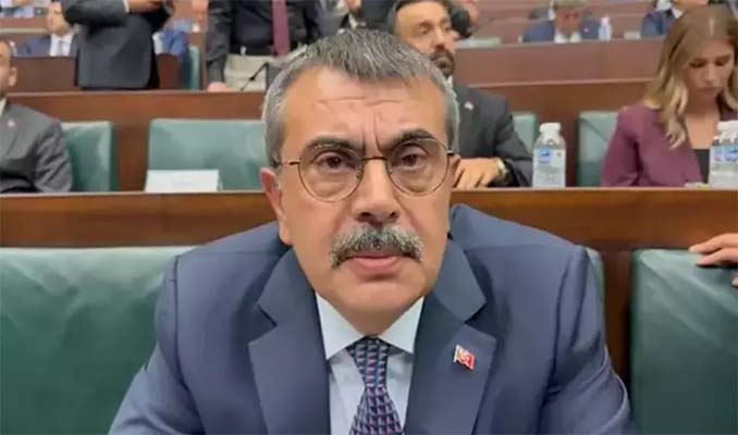 Lise eğitimi 2 yıla mı düşecek? Bakan Tekin'den açıklama