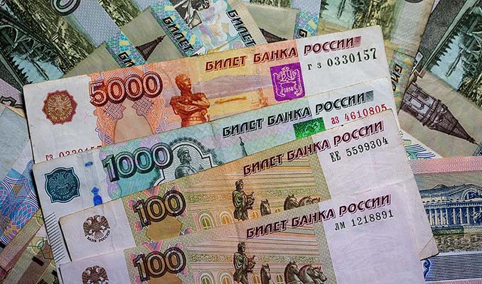 Rusya’da para transferine limit geldi, halk rahatsız