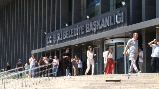 İstanbul'da tapu dairesinde 'yangın' paniği
