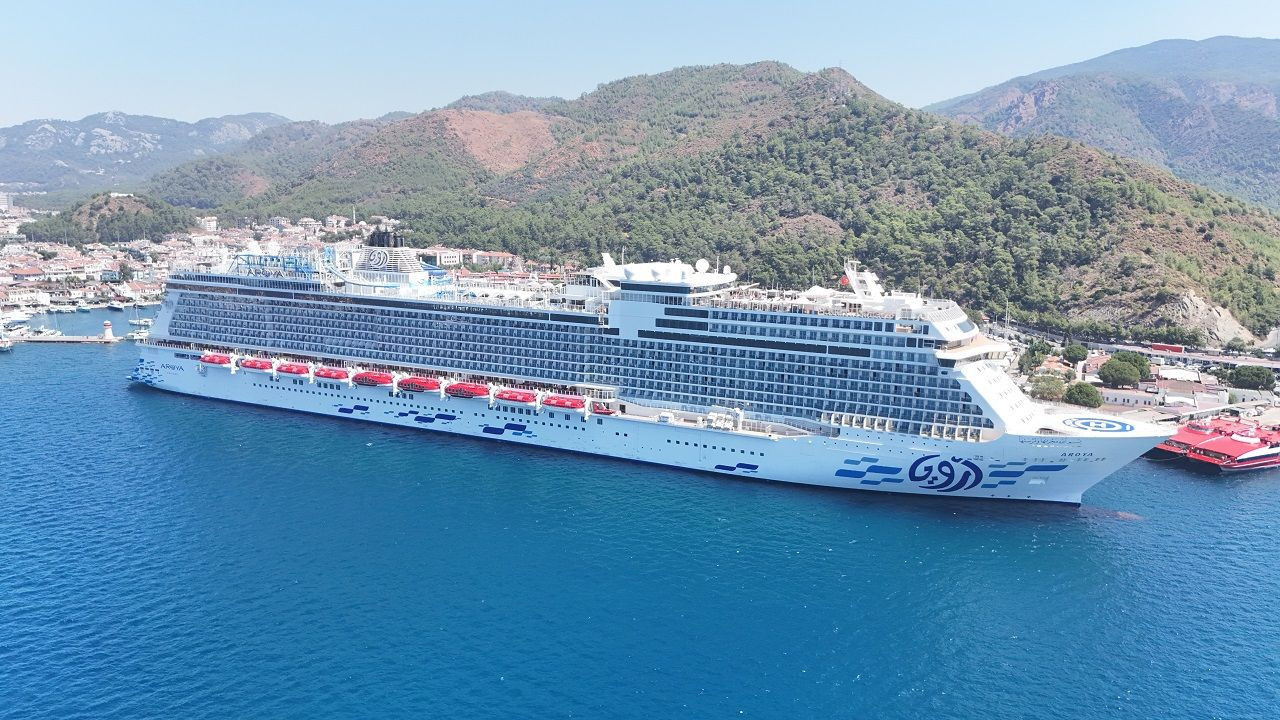 'Aroya' kruvaziyeri Marmaris'te! İçinde 2 bin 241 yolcu var - Resim: 2