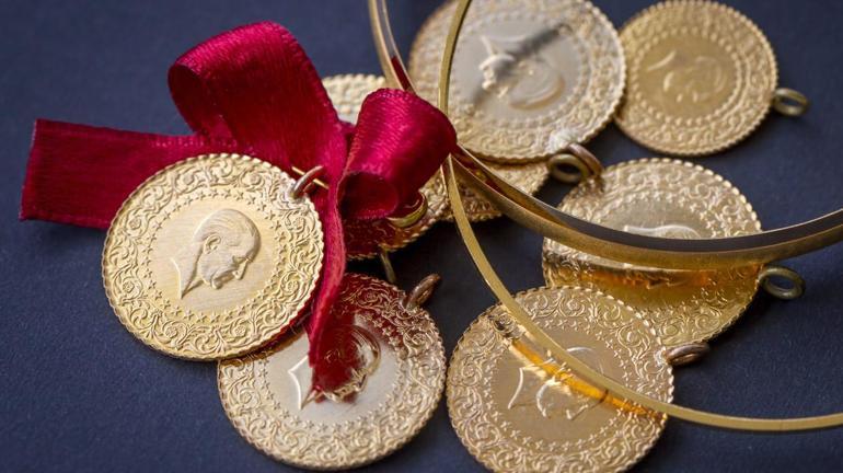 Finans uzmanından uyarı: Altın yükseliyor, gümüş zirveye koşuyor