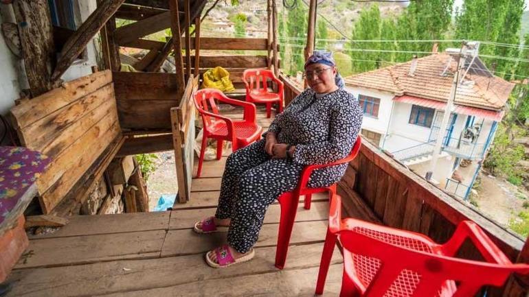 Nepal evlerini andırıyor Tüm mahalle tek yapıda yaşıyor: Her şey bir felaketle başladı