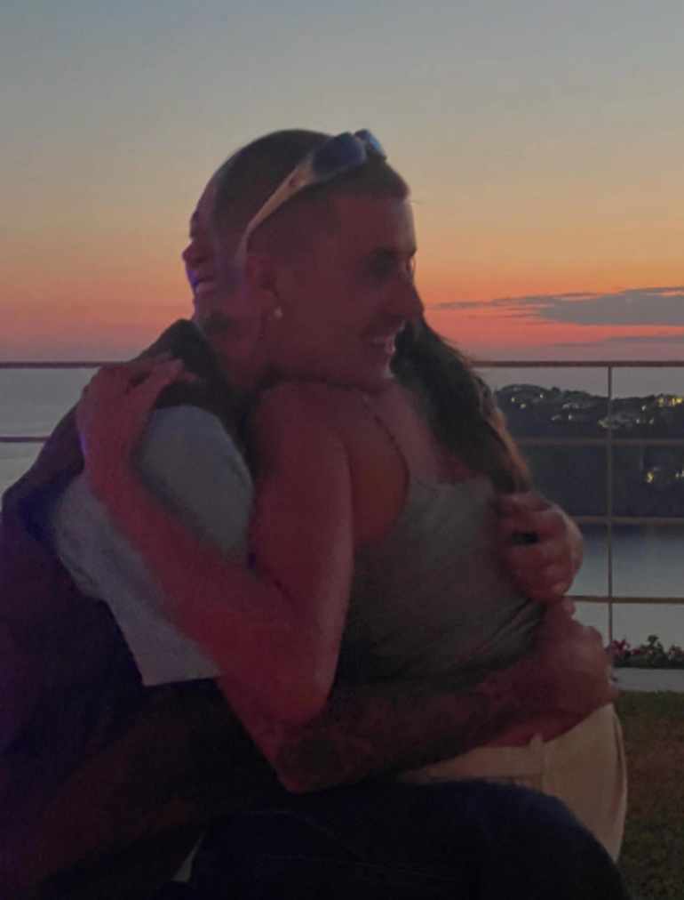 Hailey Bieberdan şaşırtan hamle Kuzey Tekinoğlunu dünyaya yaydı