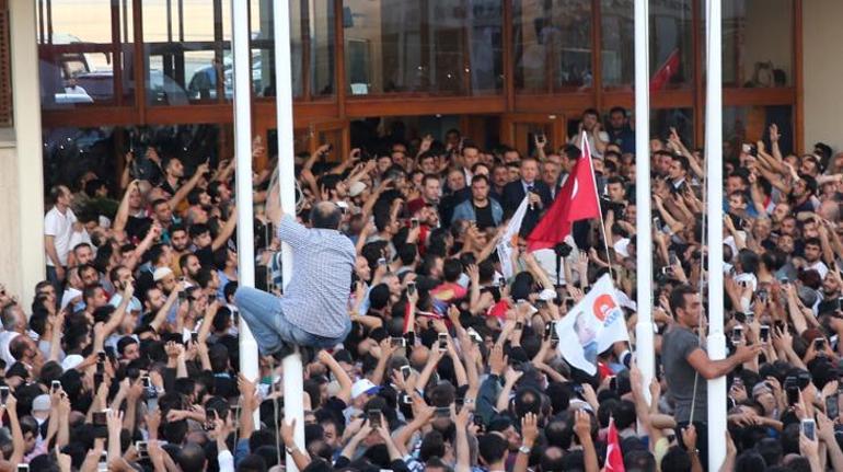 Milletin zaferi Hain darbe girişiminin üzerinden 9 yıl geçti