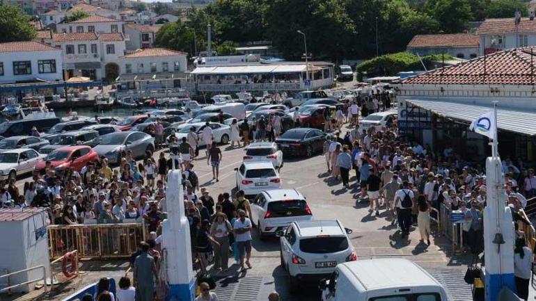 Kapasite yüzde 100e ulaştı Her yer tıklım tıklım: Misafirlerimiz arıyor ama yerimiz kalmadı