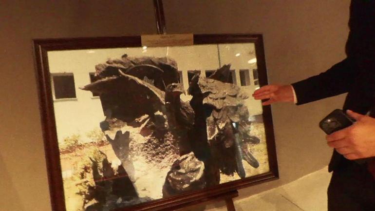 Erimiş silahlar, sarsıcı hatıralar: Şehitlerin emaneti sergileniyor