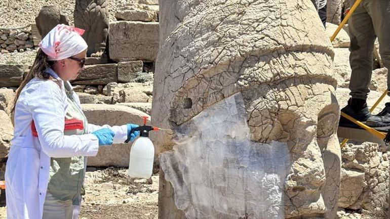 Nemrut Dağının dev heykellerine nano kireç kaplaması