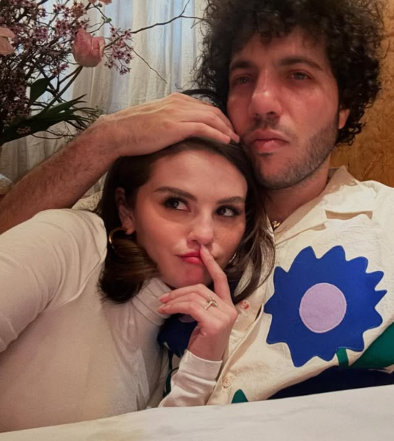 Selena Gomez ve Benny Blanco evleniyor Çok gizli davetli listesi sızdırıldı