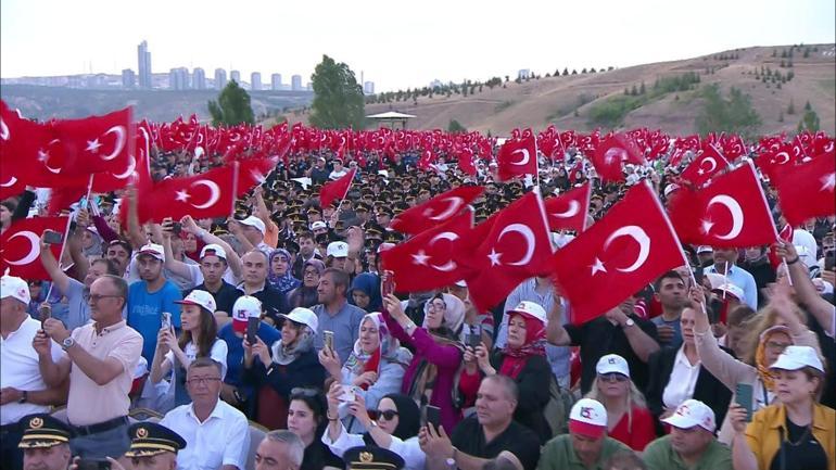 Cumhurbaşkanı Erdoğan: Ruhunu 1 dolara satan alçaklar bunun bedelini mutlaka ödeyeceklerdir