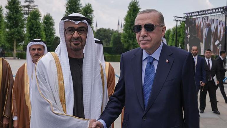 Cumhurbaşkanı Erdoğan, BAE Devlet Başkanı Al Nahyanı resmi törenle karşıladı