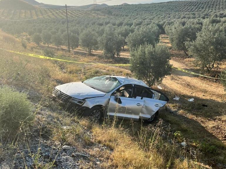 Otomobil zeytin bahçesine uçtu: baba öldü, eşi ve 3 çocuğu yaralandı