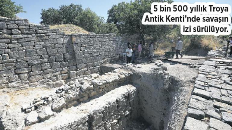 Troya’da sapan taşıyla savaş