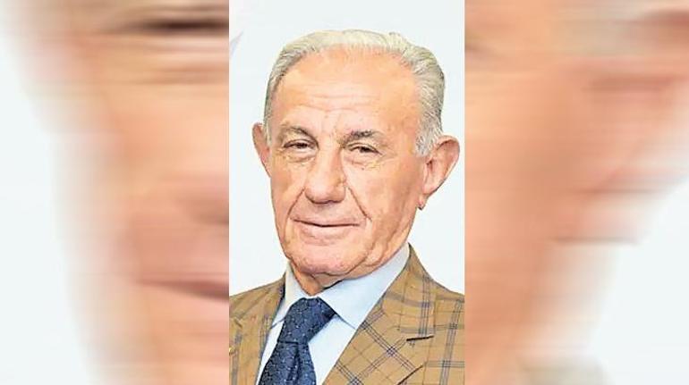 ‘Netanyahu kendi bekasına oynuyor’