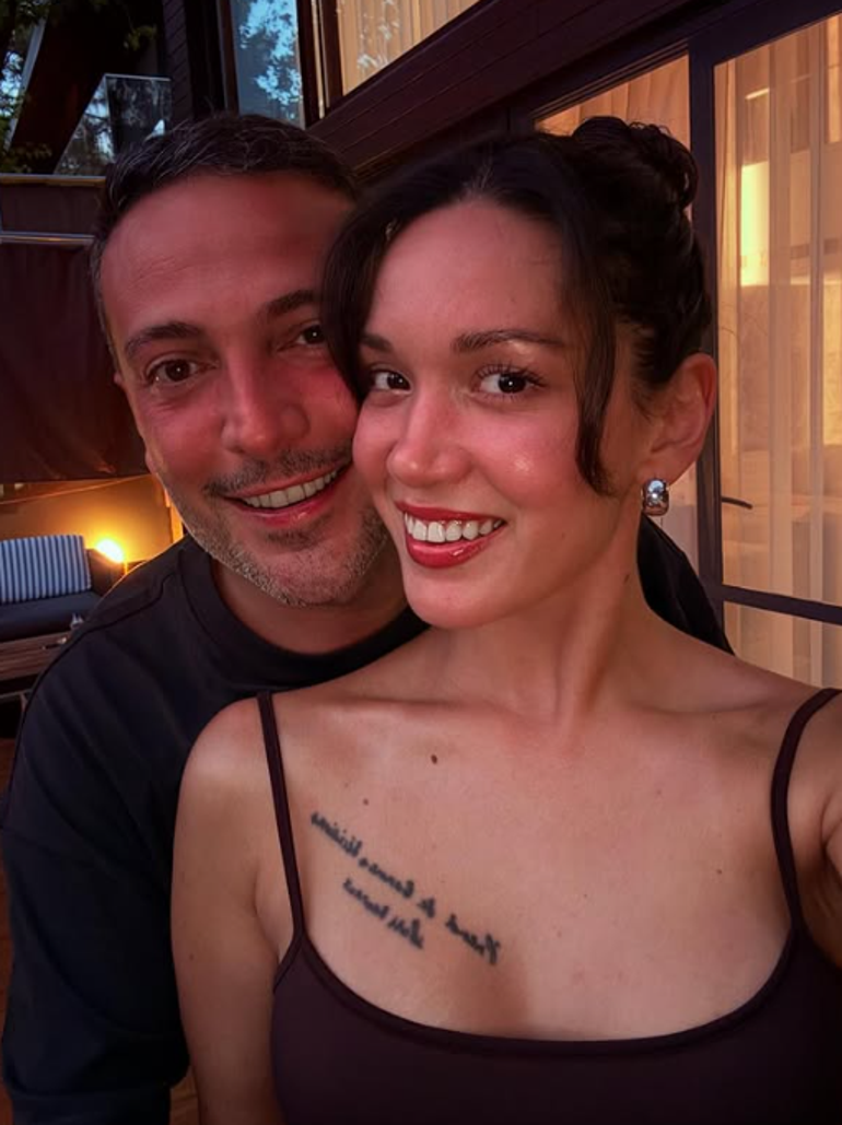 Hazal Subaşı ve Oğuzhan Koçtan aşk dolu pozlar