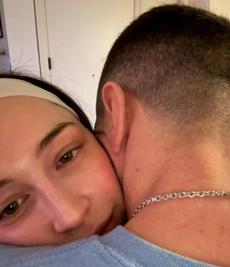 Ünlü oyuncu Pete Davidson müjdeli haberi duyurdu Baba oluyorum