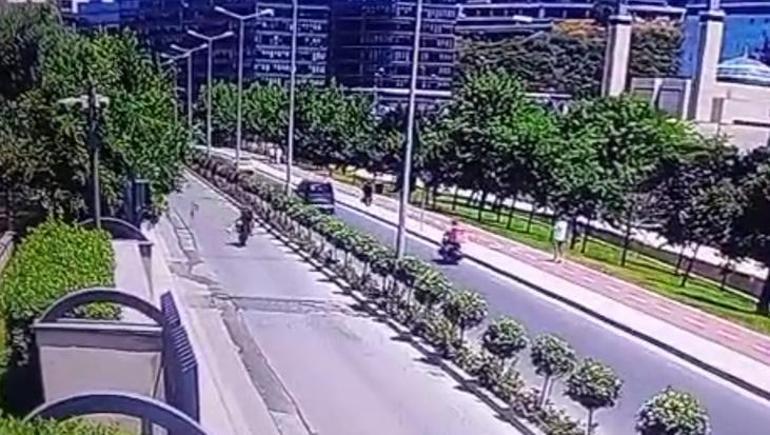 Motosiklette tek teker gösterisi facia ile bitti 17 yaşındaki genç hayatını kaybetti