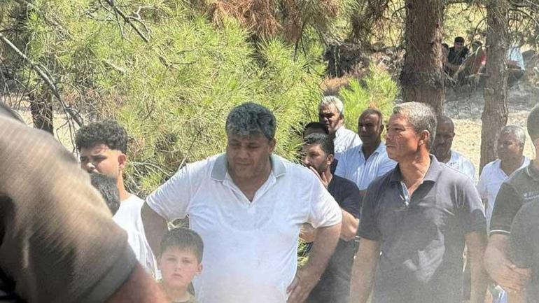 10 günlük ısrarın acı sonu: İki kız kardeş yan yana defnedildi