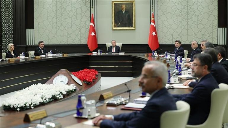 SON DAKİKA... Kabine toplantısı başladı