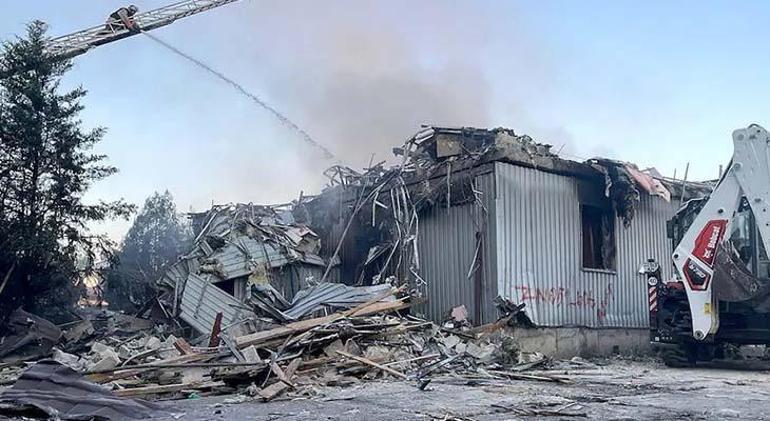 Rusya, 500 kilogramlık bombayla Ukraynayı vurdu Alışveriş merkezinde can pazarı