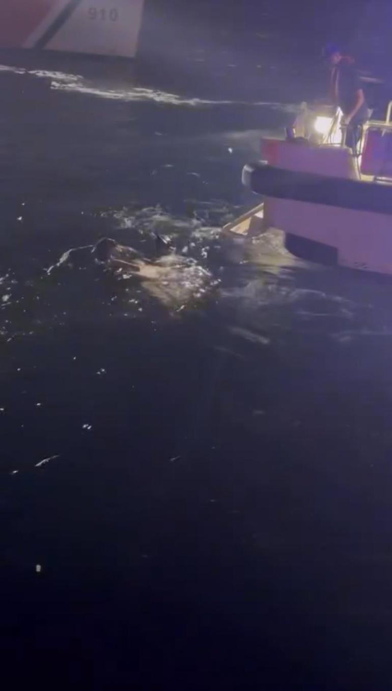 İskele yerine boşluğa basan adam denize düştü 2 saat sonra cansız bedeni bulundu
