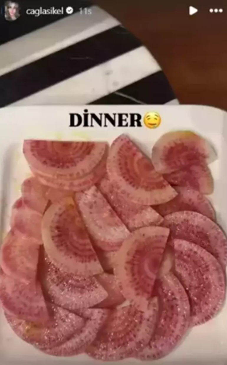 Çağla Şikelden olay yaratan dans Bu havaları bilmem dedikten sonra ben