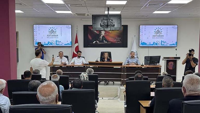 Adıyamanda görevden uzaklaştırılan Abdurrahman Tutdere’nin yerine Ufuk Bayır seçildi