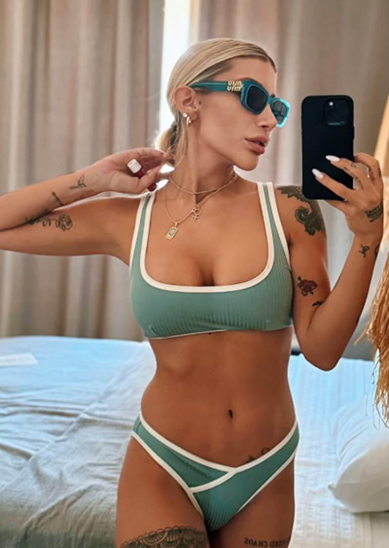 İrem Dericiden bikinili cesur pozlar Ben basen kadınıyım