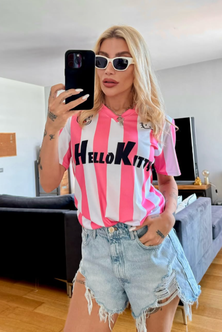 İrem Dericiden bikinili cesur pozlar Ben basen kadınıyım