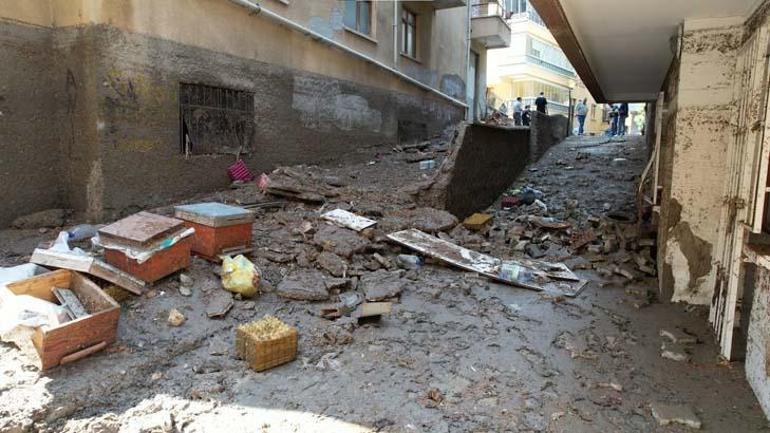 Ankara için kritik saatler Sel fekati sonrası peş peşe yeni uyarılar: Teyakkuz halindeyiz