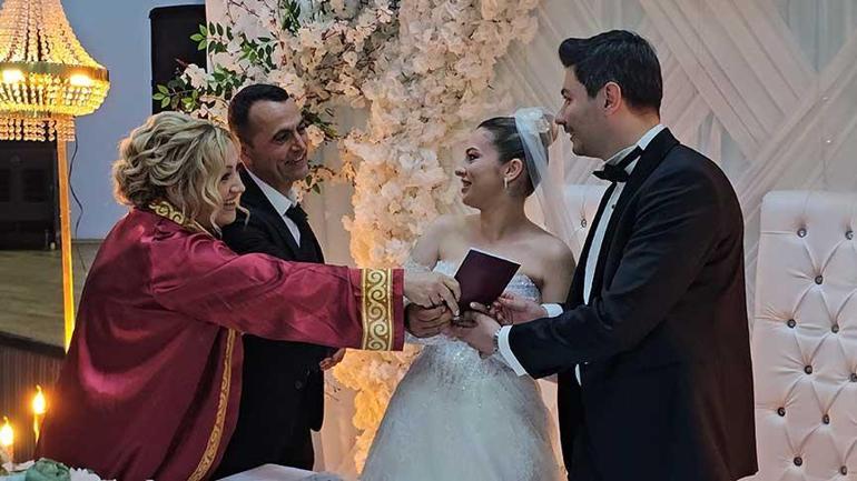 Nikah memuru olarak karşısına çıktı Ağlarsam kusura bakmayın