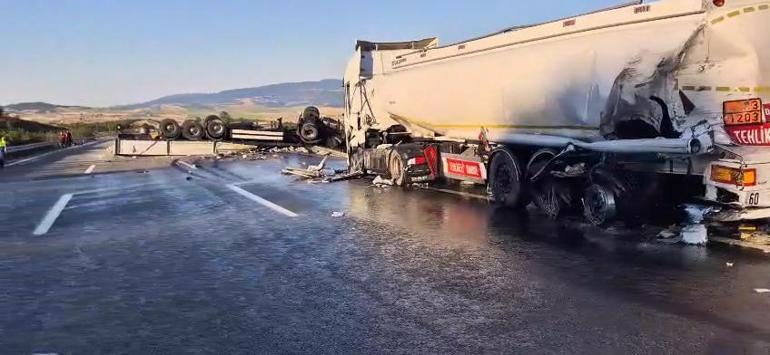 Susurlukta TIR ile akaryakıt tankeri çarpıştı: 1 Yaralı