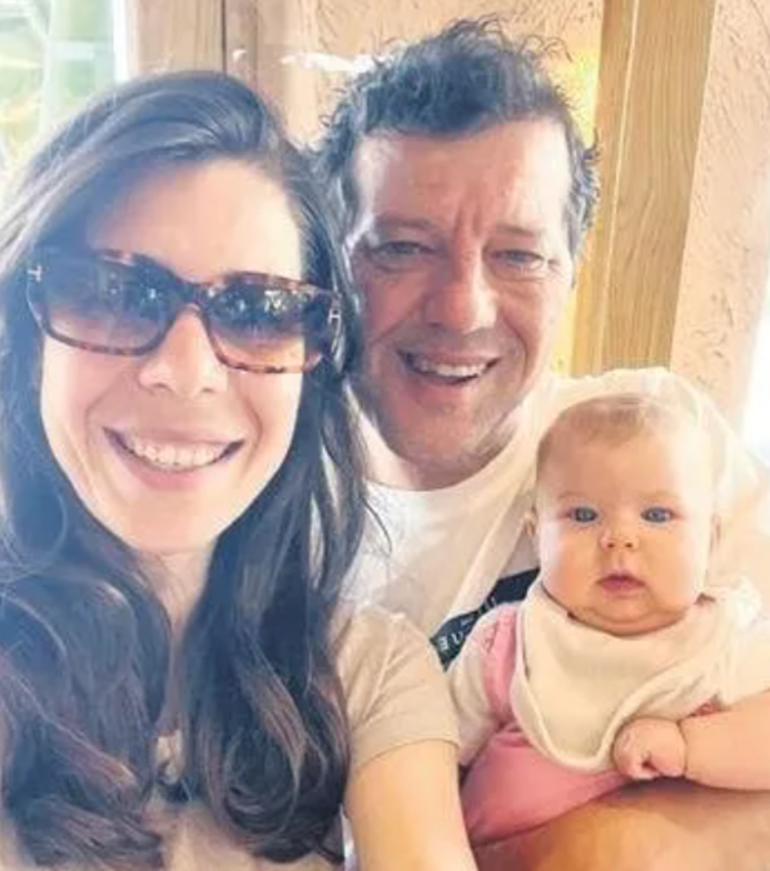 İlker Aksumdan bebeğiyle yeni paylaşım Hanım gel çay içek