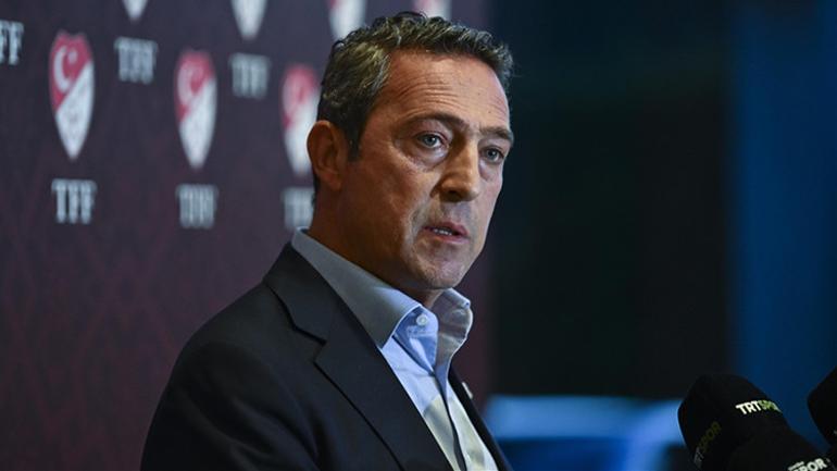 Gençlik ve Spor Bakanı Osman Aşkın Baktan ayakta seyirci açıklaması
