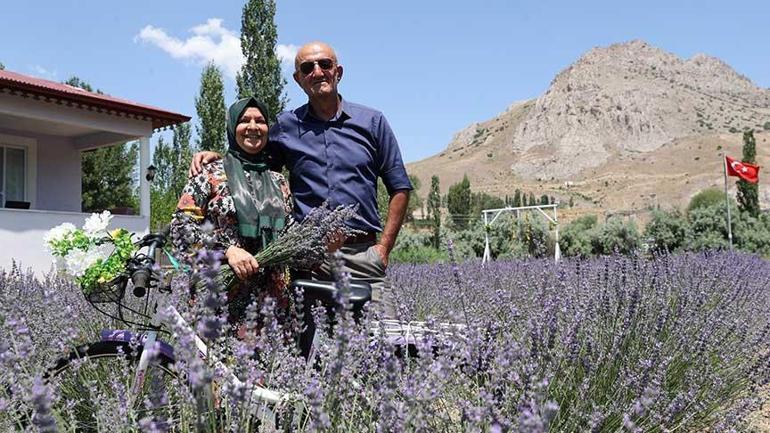 Eşi için şehir hayatını bırakıp köye yerleşti 1 dönümlük bahçe hayatlarını değiştirdi