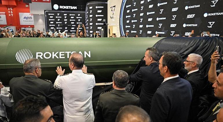 Roketsanın ürettiği TAYFUN BLOK-4 hipersonik füze görücüye çıktı