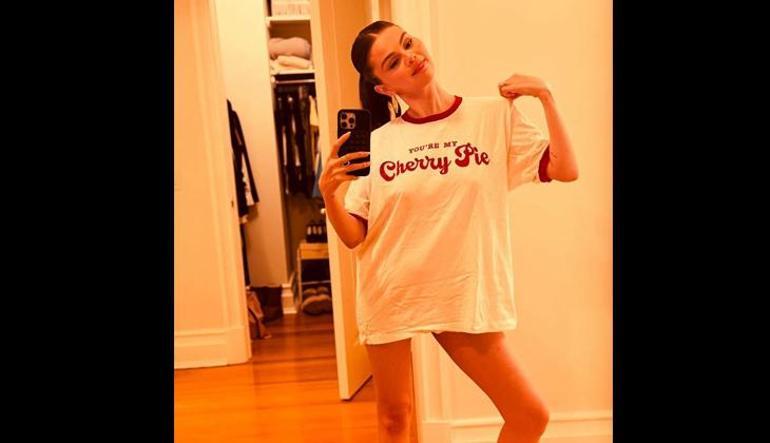 Selena Gomezin turşulu pastası 33 yaşını böyle kutladı