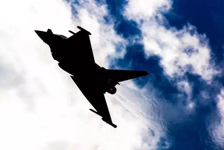Son Nesil Savaş Uçağı Eurofighter Typhoon: Eurofighter Typhoon Nedir, Teknik Özellikleri Neler Türkiyeye Satışına Onay Geldi