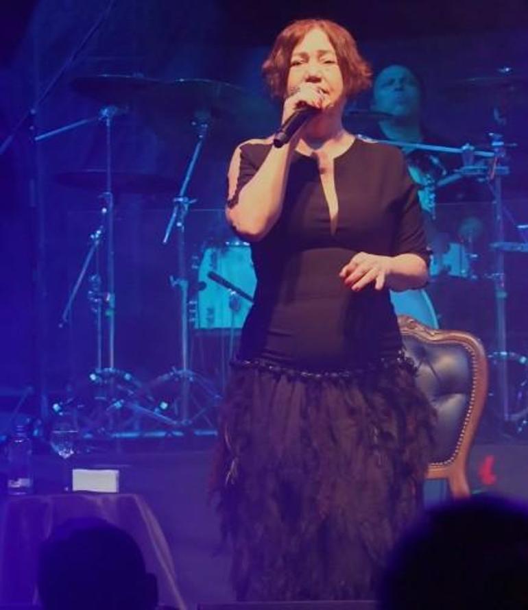 Nazan Öncelin sağlık durumunda son dakika gelişmesi Açıklamalar peş peşe geldi