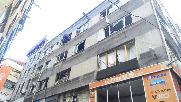 Beyoğlunda büfedeki patlama anı kamerada Hasar gündüz ortaya çıktı