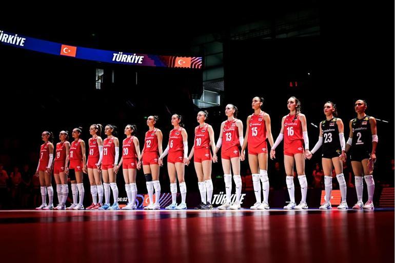 TÜRKİYE-JAPONYA VOLEYBOL MAÇI CANLI İZLE: Filenin Sultanları Japonya çeyrek final maçı hangi kanalda, saat kaçta Çeyrek finalde Japonya mücadelesi