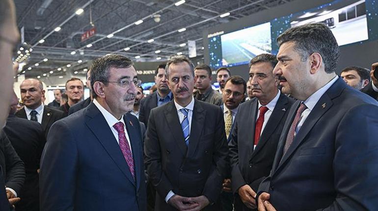 Cumhurbaşkanı Yardımcısı Yılmazdan IDEF 2025e ziyaret Üreticilere şükranlarımızı sunuyoruz